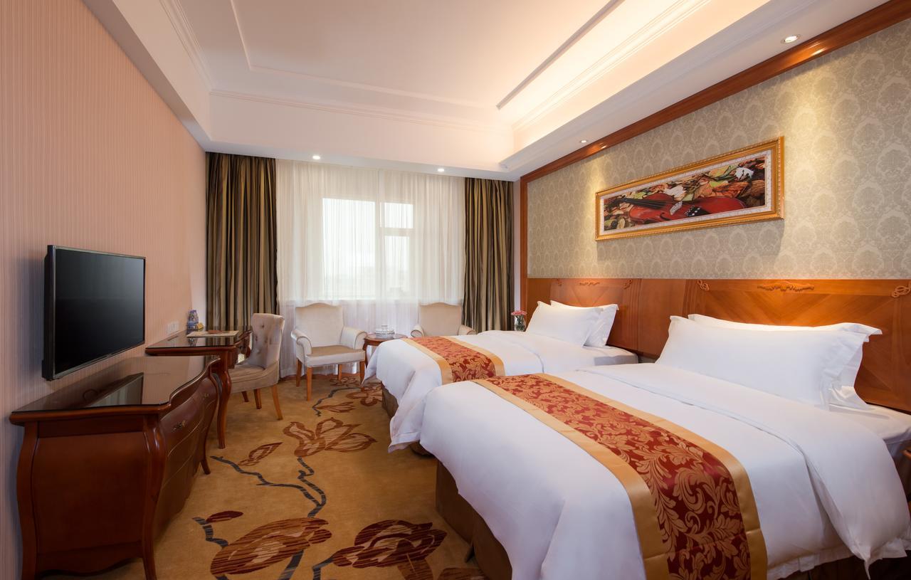 Vienna Hotel Shouti Beijing Exterior photo